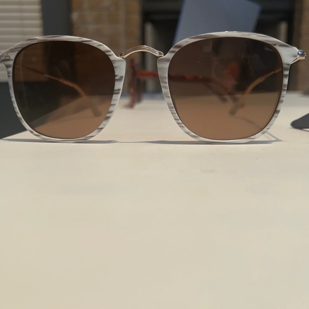 Prive Revaux wire sunglasses - Picture 1 of 4